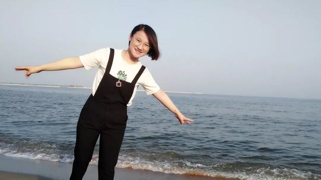 丁紅艷-乾港網(wǎng)絡總經(jīng)理 丁紅艷-乾港網(wǎng)絡總經(jīng)理